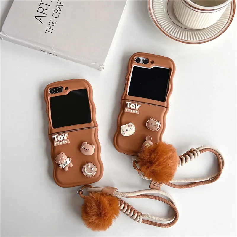 

Cute 3D Bear Phone Case for Samsung Galaxy Z Flip 6 5 4 3 Protective Back Cover for ZFlip4 ZFlip5 ZFlip6 Case Shell