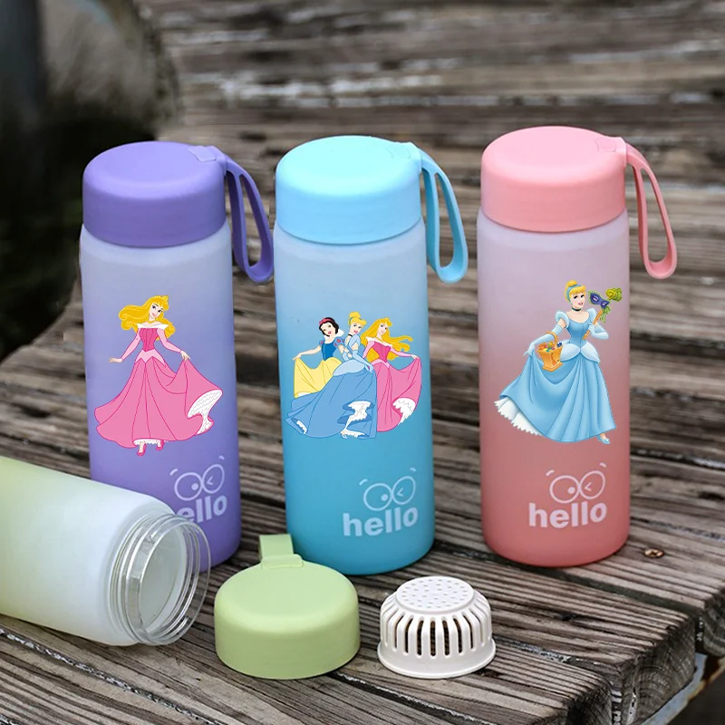 Botella de agua con gradiente de gran capacidad de dibujos animados de princesa de Disney de 650ML, taza de agua a prueba de fugas para exteriores, botella de agua de plástico portátil