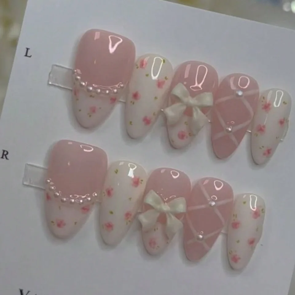 10 piezas uñas francesas florales con perlas almendra cortas hot girl Y2K lindo lazo balletcore minimalista versátil uñas postizas hechas a mano 3