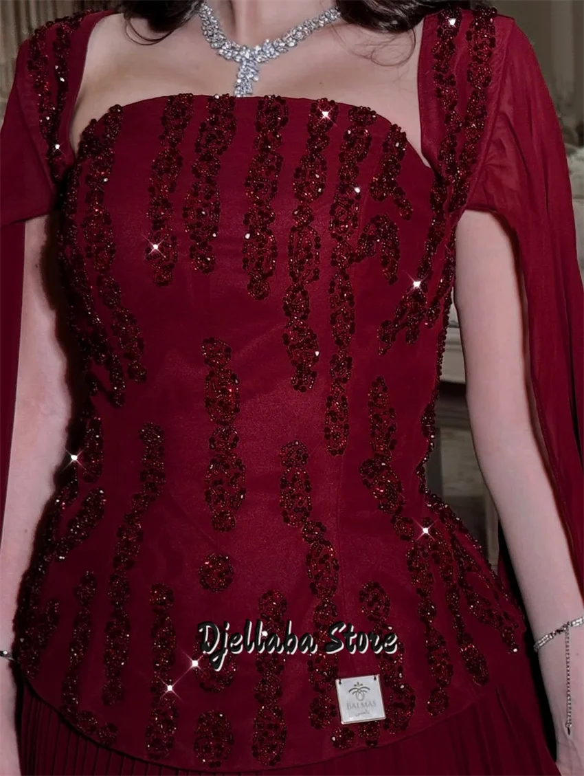 Luksusowe Czerwone Sukienki Wieczorowe Koraliki Kryształy Sukienka na Przyjęcie Urodzinowe na Bal Formalny Suknia z Peleryną Vestidos Szyte na Miarę