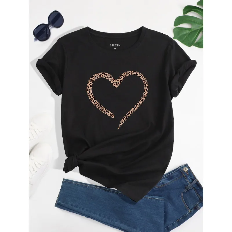 

Women's Short Sleeved Leopard Print and Heart-shaped Printed T-shirt Pattern Casual and Fashionable Women's Trendy Cotton Top