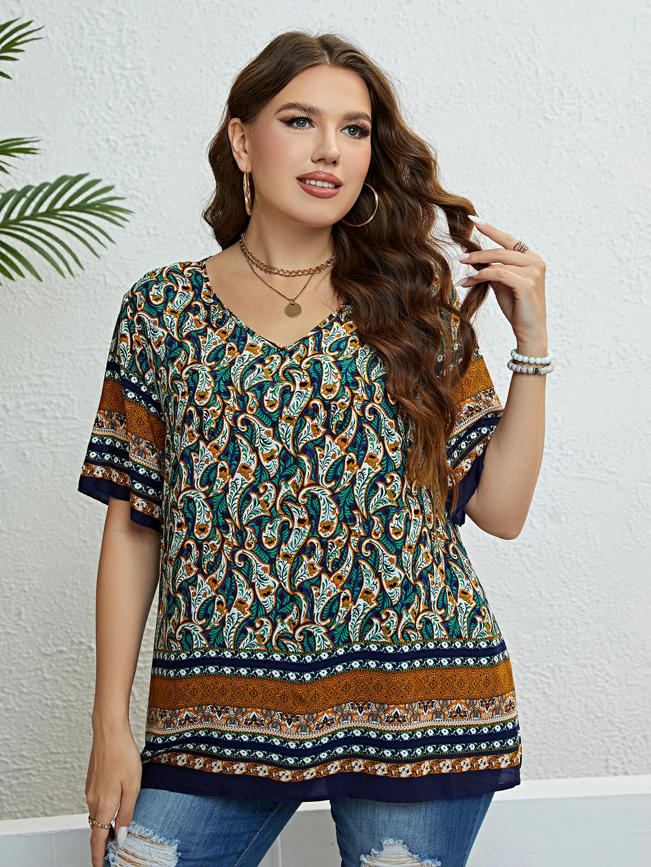 Plus Size tureckie wzory dekolt w szpic prosta bluzka damska 2024 nowa letnia z krótkim rękawem Boho Vintage luźna popy i bluzki