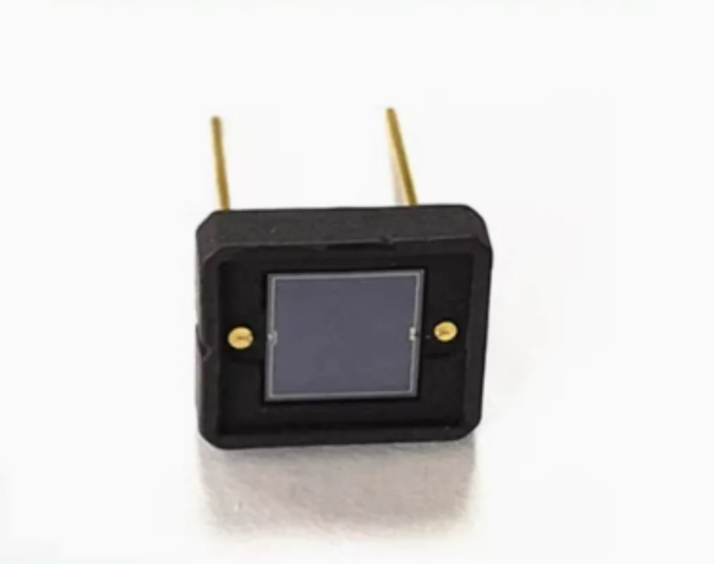

2pcs S1227-66BR silicon photodiode wavelength 720nm 5.8X5.8