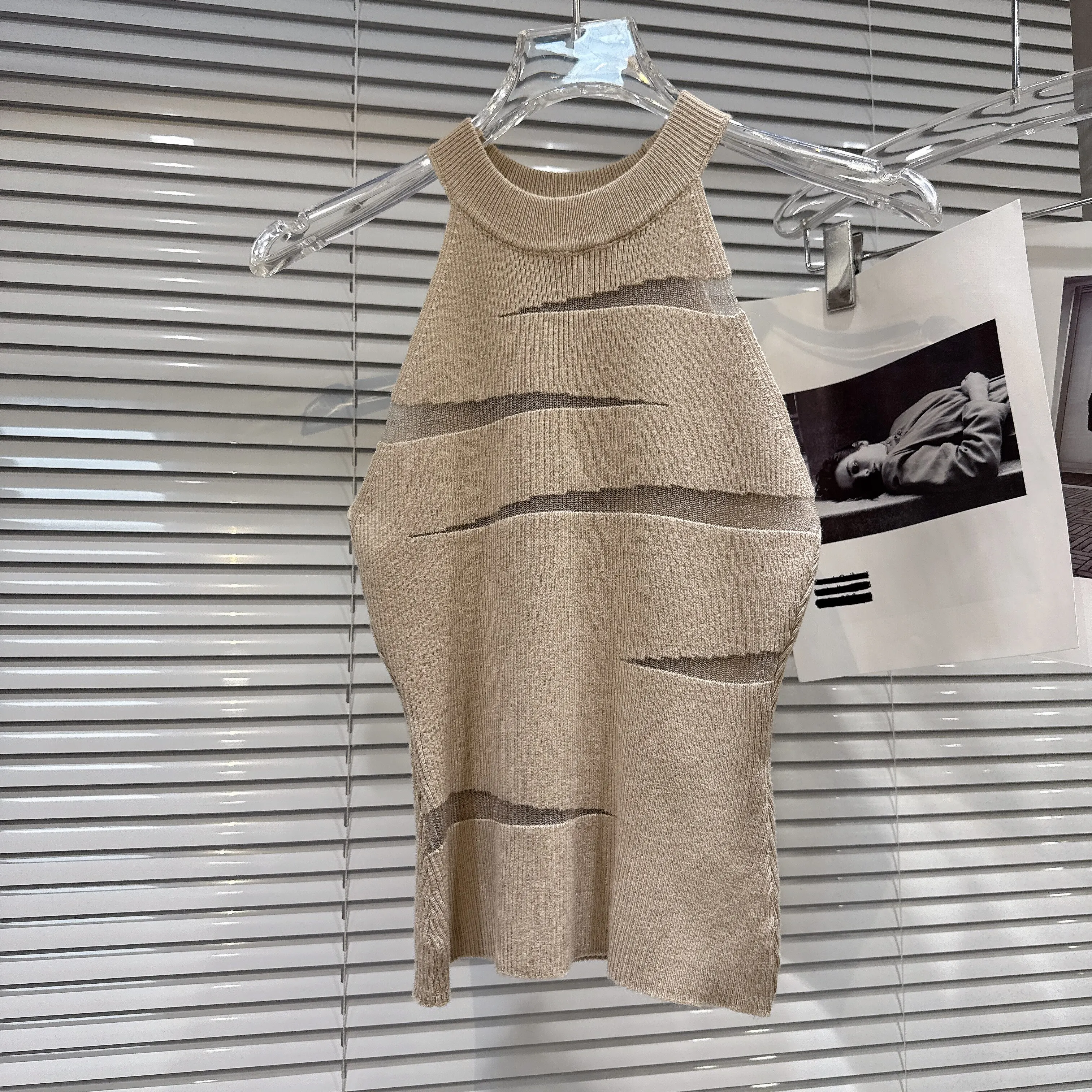 Spice Girls New Autumn Hollow Out Perspective Halterneck Knitted Camisole Sexy Off Shoulder Sleeveless Slimming Knit Tanks Top