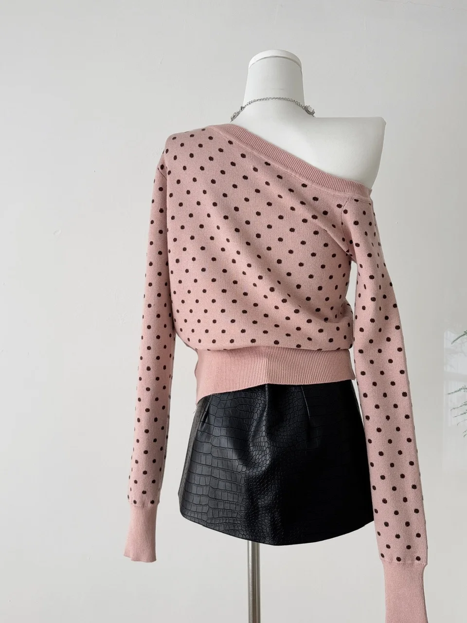 여성용 소프트 슬리 핑크 도트 니트 오픈 가디건 슬림 핏 롱 슬리브 탑 이중 색상 초가을 신상품