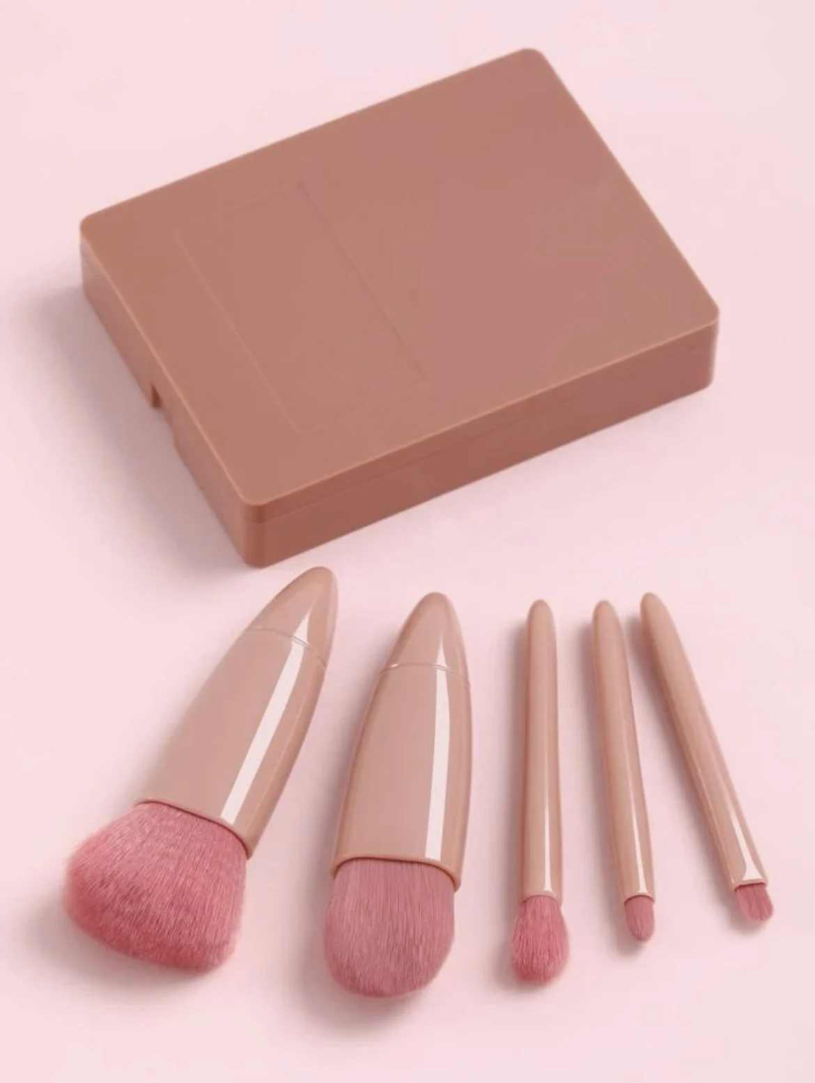 Specchio per trucco portatile con 5 pennelli per trucco Lente d'ingrandimento Tasca per tenere a mano Trucco pieghevole