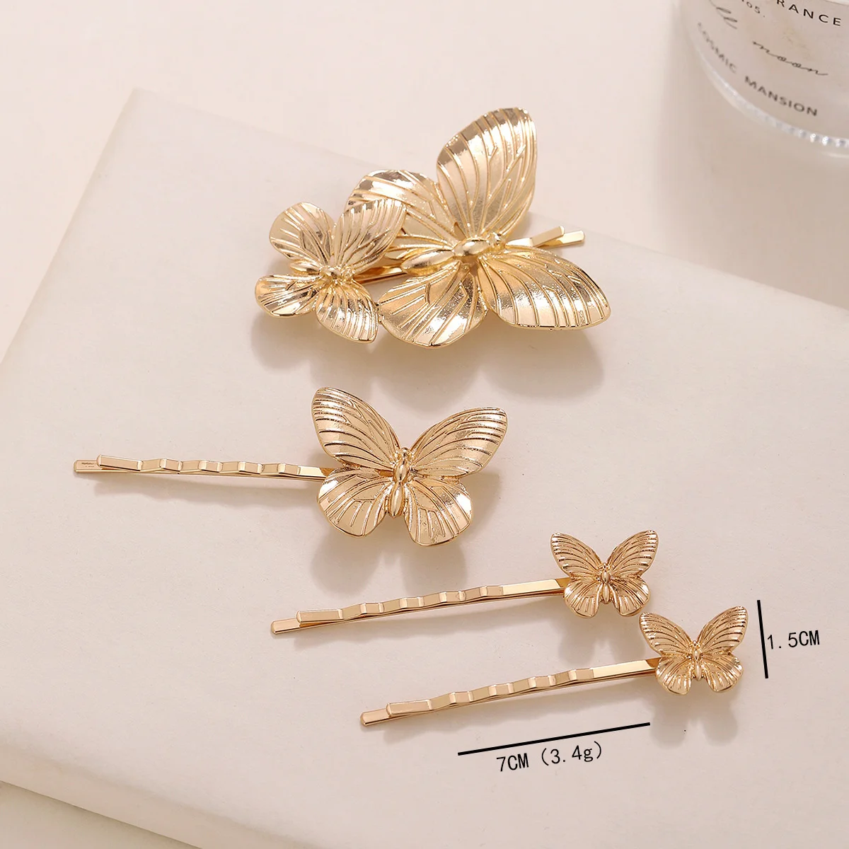 4pcs Gold Butterfly Headdress Advanced French Elegance Retro Simple Bangs Clip 3-dimensional Hair Clip Sweet Hair Accessories