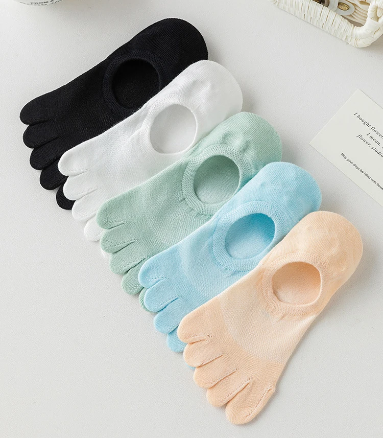 Summer Thin Mesh Women's Toe Socks With Separate Toes Breathable Invisible No Show Low Cut Boat Socks Solid Color Split Toe Sock