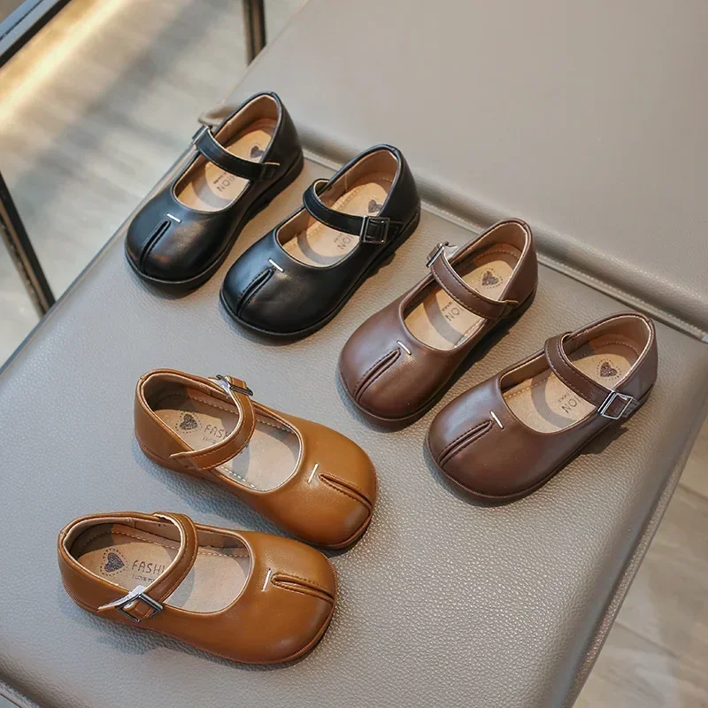 2026 New Children School Leather Shoes for Girls Shoes Kids Soft Bottom Anti-skid Outside Walking Shoes Split Toe Prom Party