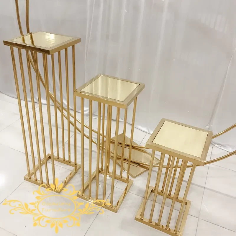 Elegant Gold Cake Stand with White Base Modern Metal Flower Display Rack for Wedding Party Home Decoration Centerpiece Table