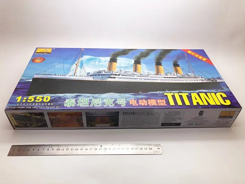 Titanic 1/550 RMS avec dispositif d'éclairage de moteur électrique, Kits de construction de navires à assembler en plastique, modèle de jouet