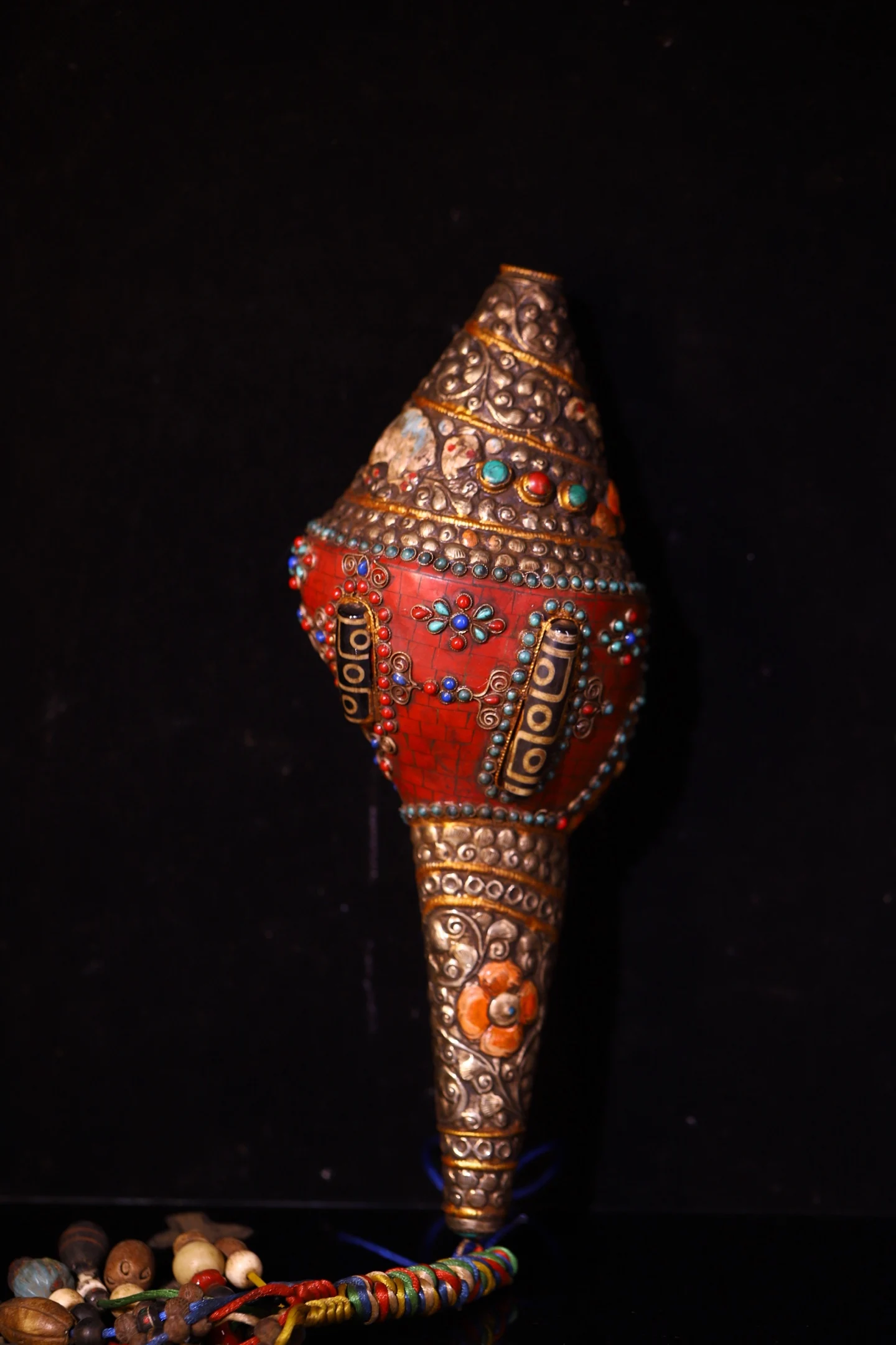 Old Natural Conch Painted Mosaic Gem gZi Beads Turquoise Buddha Conch Painted Gem Worship Hall Town house