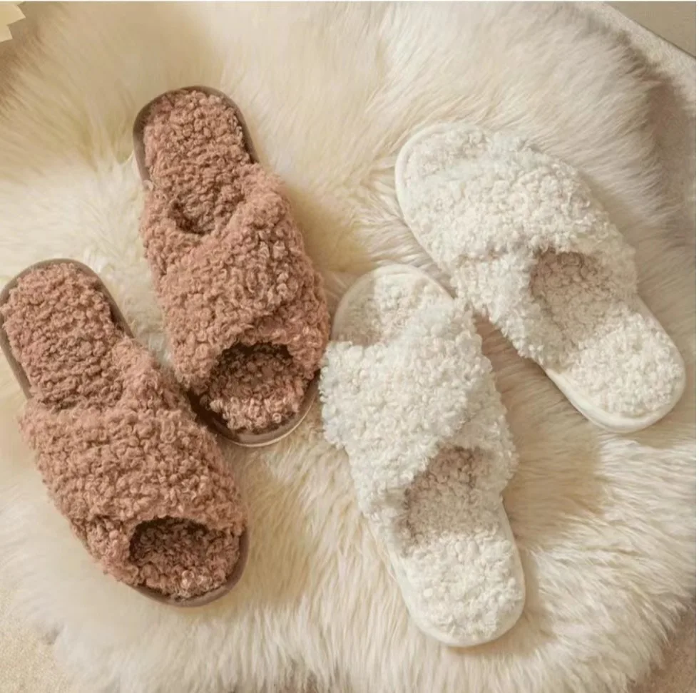 Woolly Cross With Cotton Slippers Soft And Comfortable Lightweight Plush Shoes Home Slippers For Women