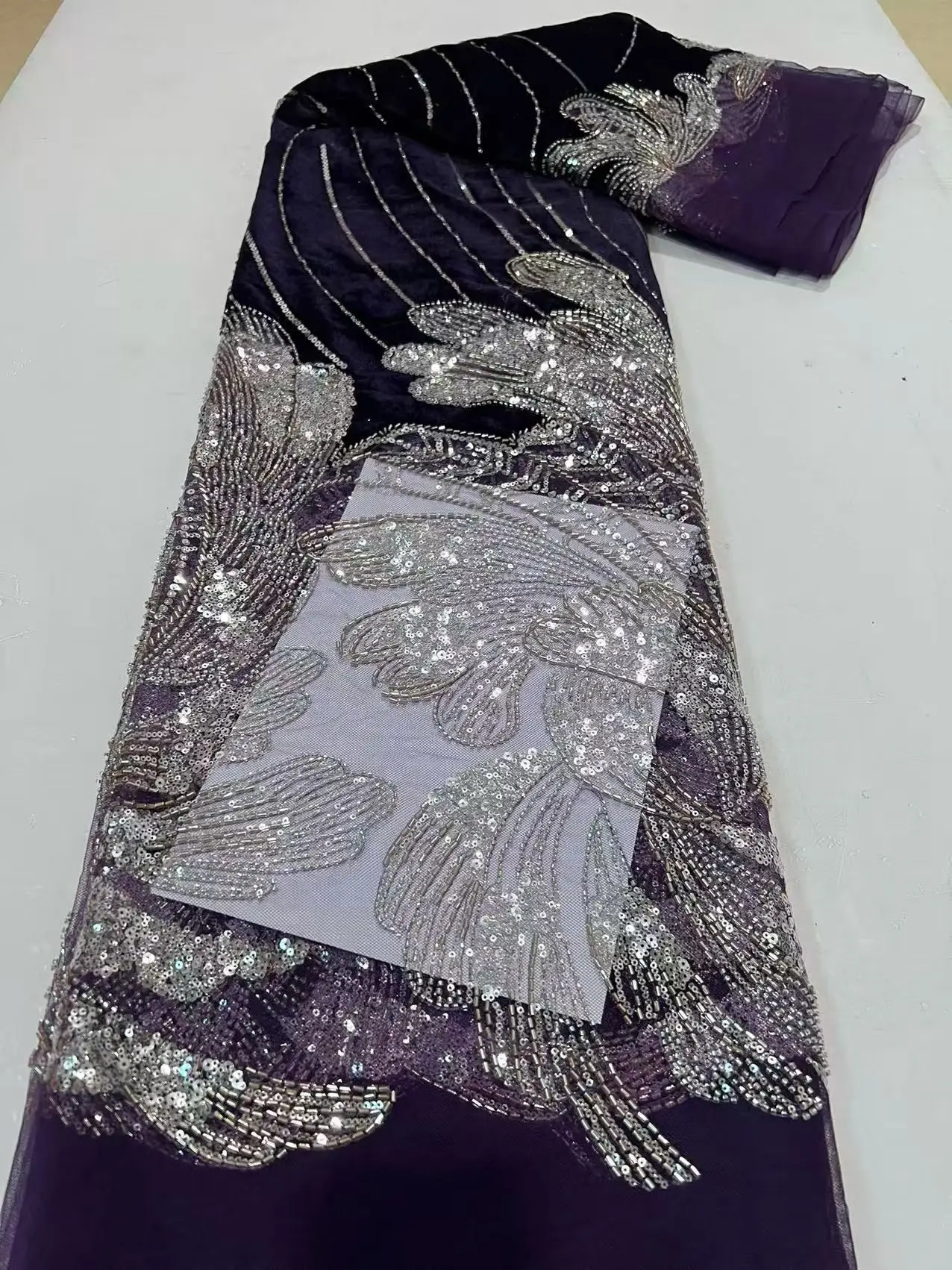 Tela de encaje africano nigeriano suave al tacto para coser, con lentejuelas de terciopelo bordadas, guipur, para vestido de fiesta o boda, alta calidad DP0532