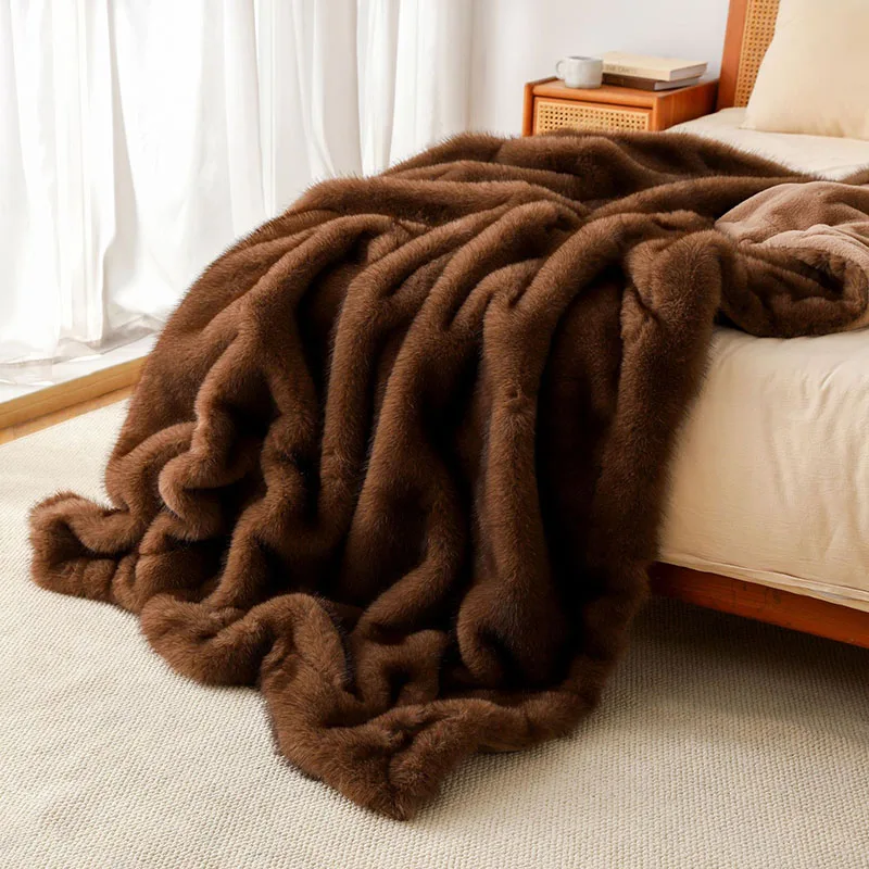 American Luxury Faux Fox Plush Blankets High-Quality Thickened Warm Solid Color Sofa Cover Fluffy Soft Nap Shawl for Office
