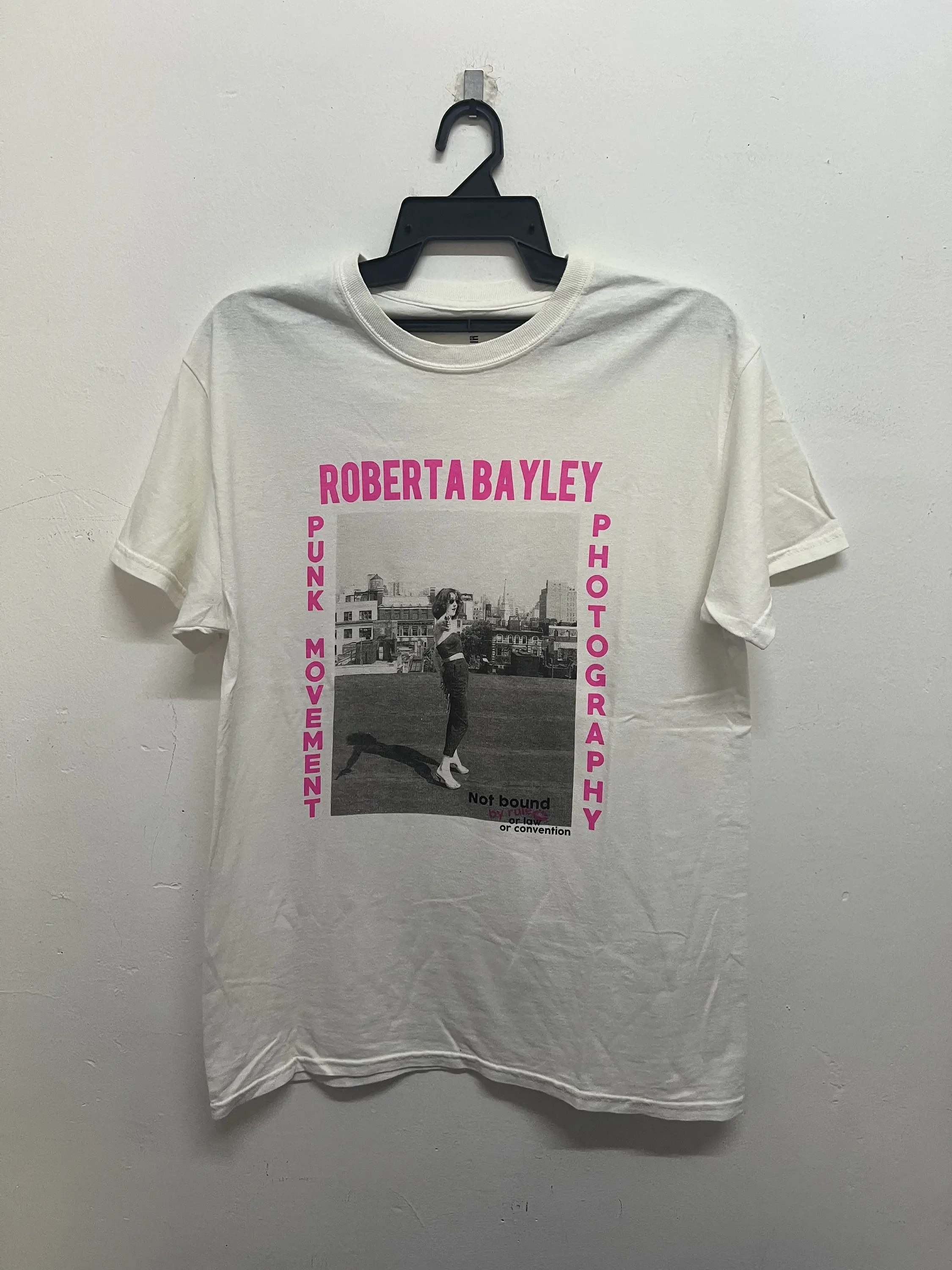 Movimiento Punk de Roberta Bayley, fotografía, obra de arte de la invasión británica, camiseta, póster, obra de arte pop, talla L