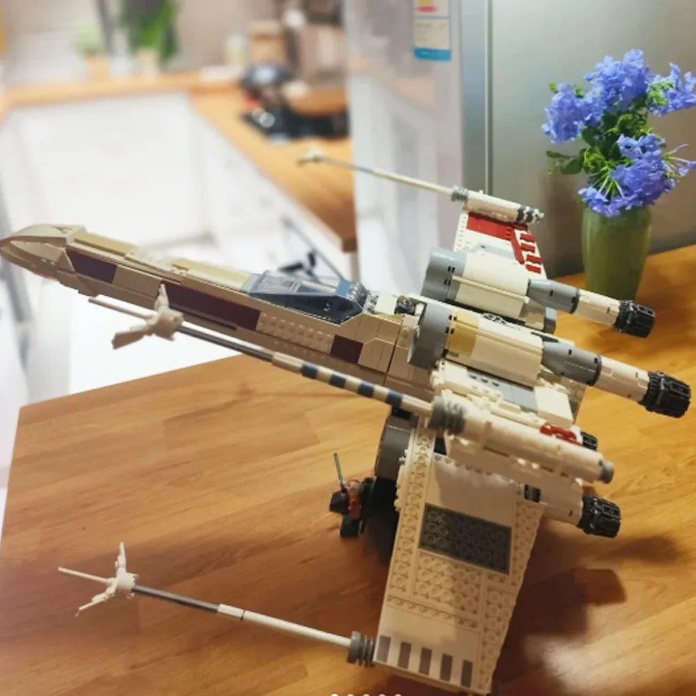 

MOC Stand Display Bracket Building Blocks For X-Wing Space Wars Fighter Support Bricks Festival Party Gifts