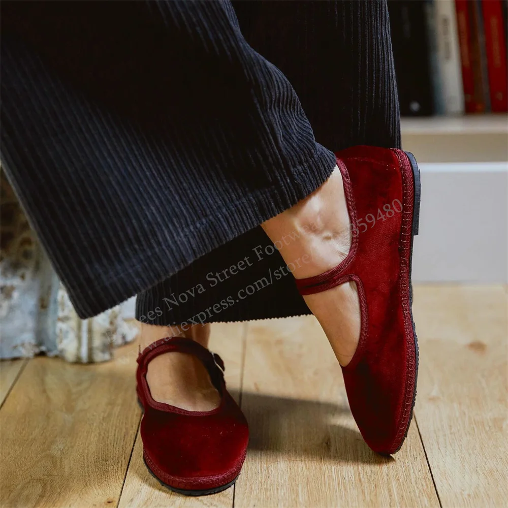 

New Comfortable and Casual Velvet Mary Jane Shoes Grandma Shoes Women Flat Bottom Shallow Mouth Ballet Flat Shoes Single Shoes
