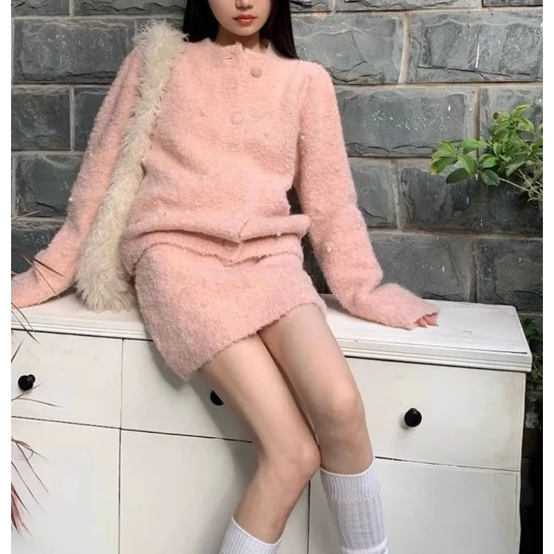 Корейская драма, розовый комплект свитера Xiaoxiangfeng, юбка, женский комплект Advanced Sense, уменьшение возраста, сладкое молоко, хороший комплект из двух предметов