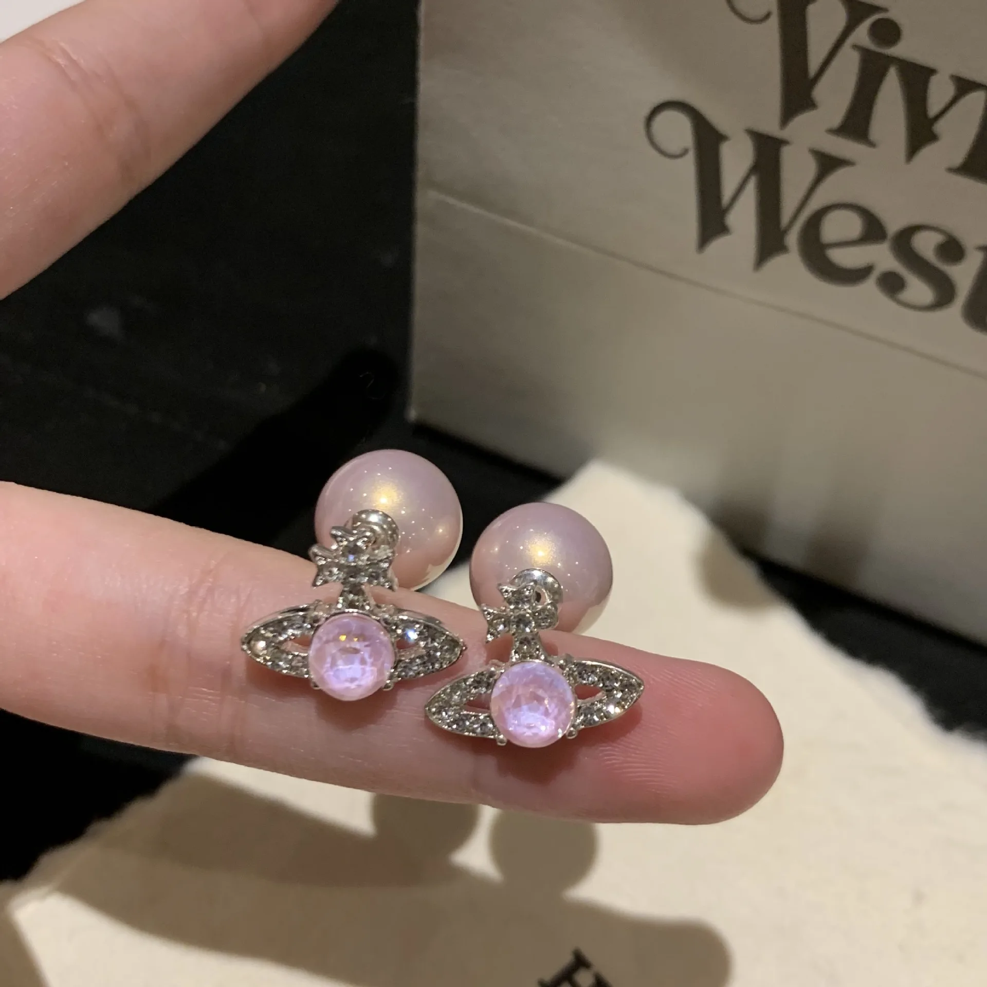 Pendientes de concha rosa de cristal de hielo para mujer, aretes de cuentas de estilo dulce y fresco con sensación de alta gama a la moda para todas las estaciones