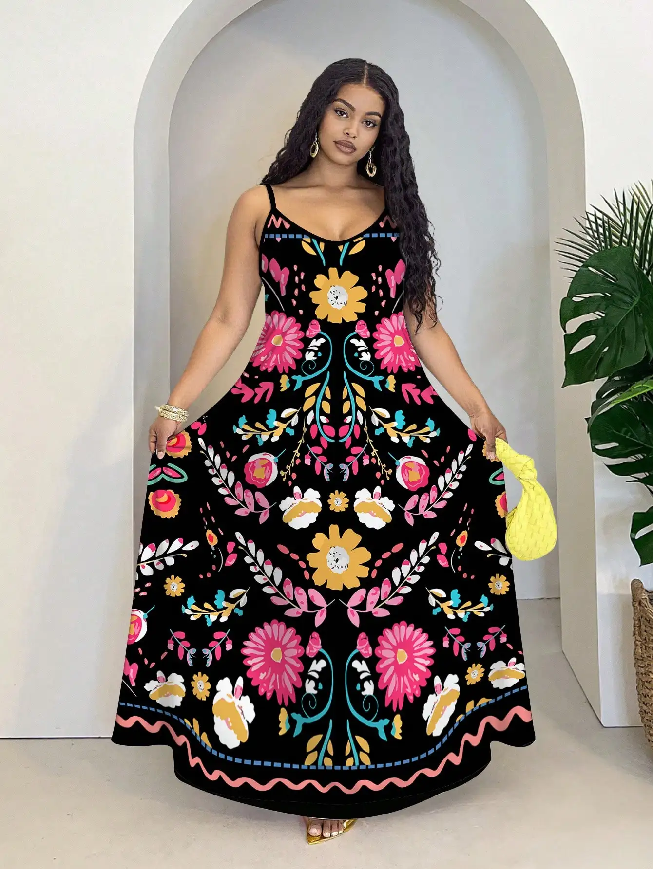 

Plus Size Floral Print Maxi Dress with Spaghetti Straps, Summer Chic Outfit