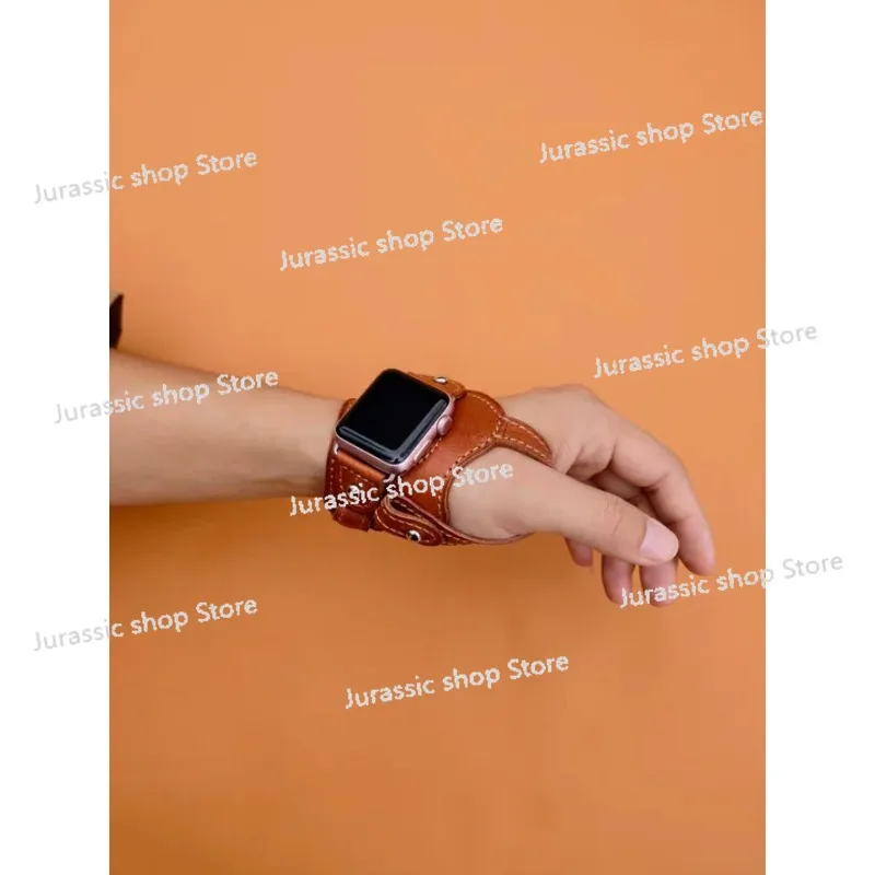 

Hand-free Riding Watch with Universal Leather Creative Design for Outdoor Sports