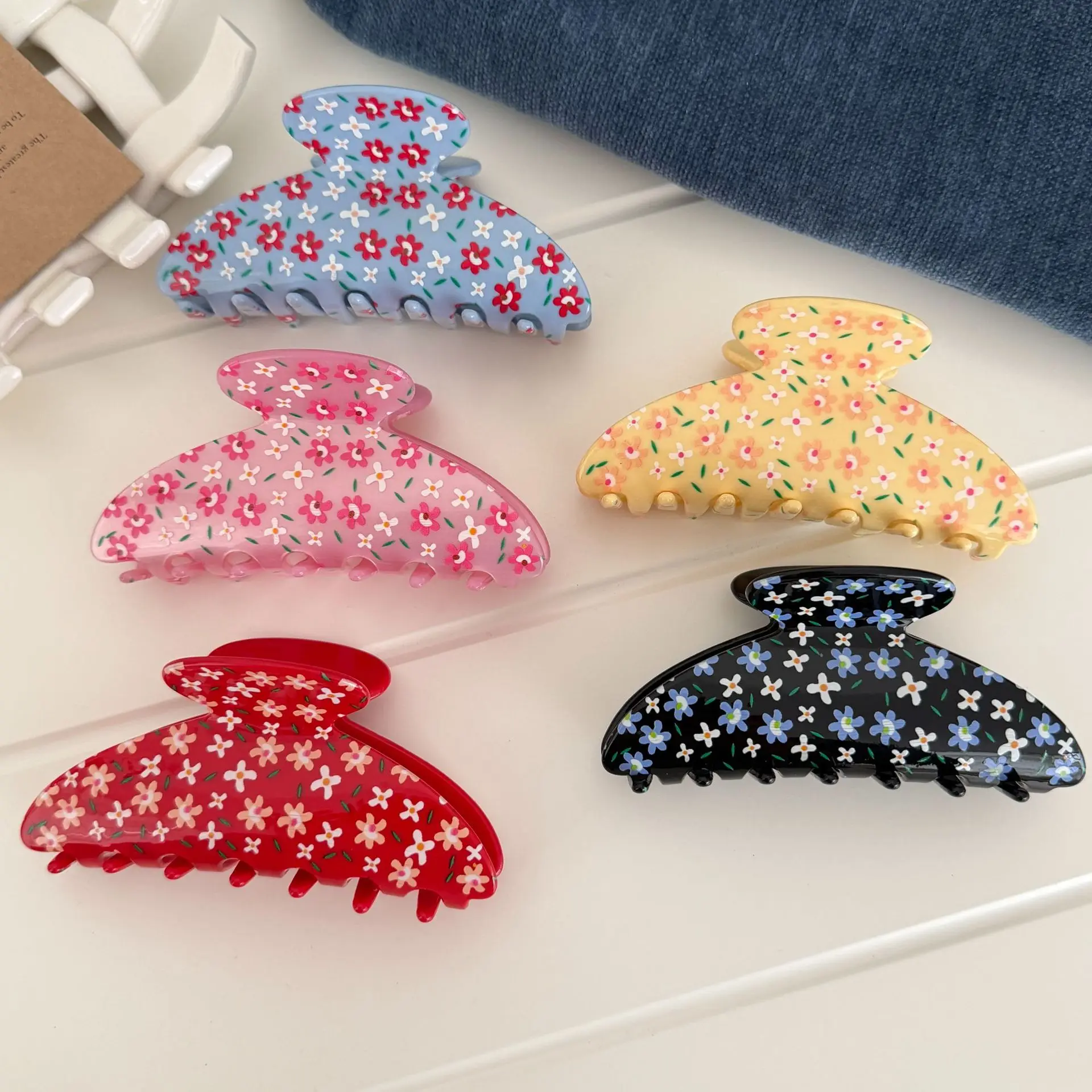 High Quality Acetate Shark Hair Claw Retro Floral Pattern for High Pony and Side Bangs Women Daily Elegant Accessory