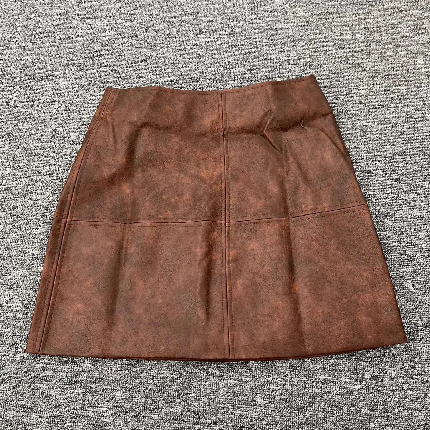 Kar&Otza 2024 Dames Herfst/Winter Nieuwe Rits Leren Jas Uitgewerkt Vintage Commuter Hoge Taille Lederen Halve Rok Set