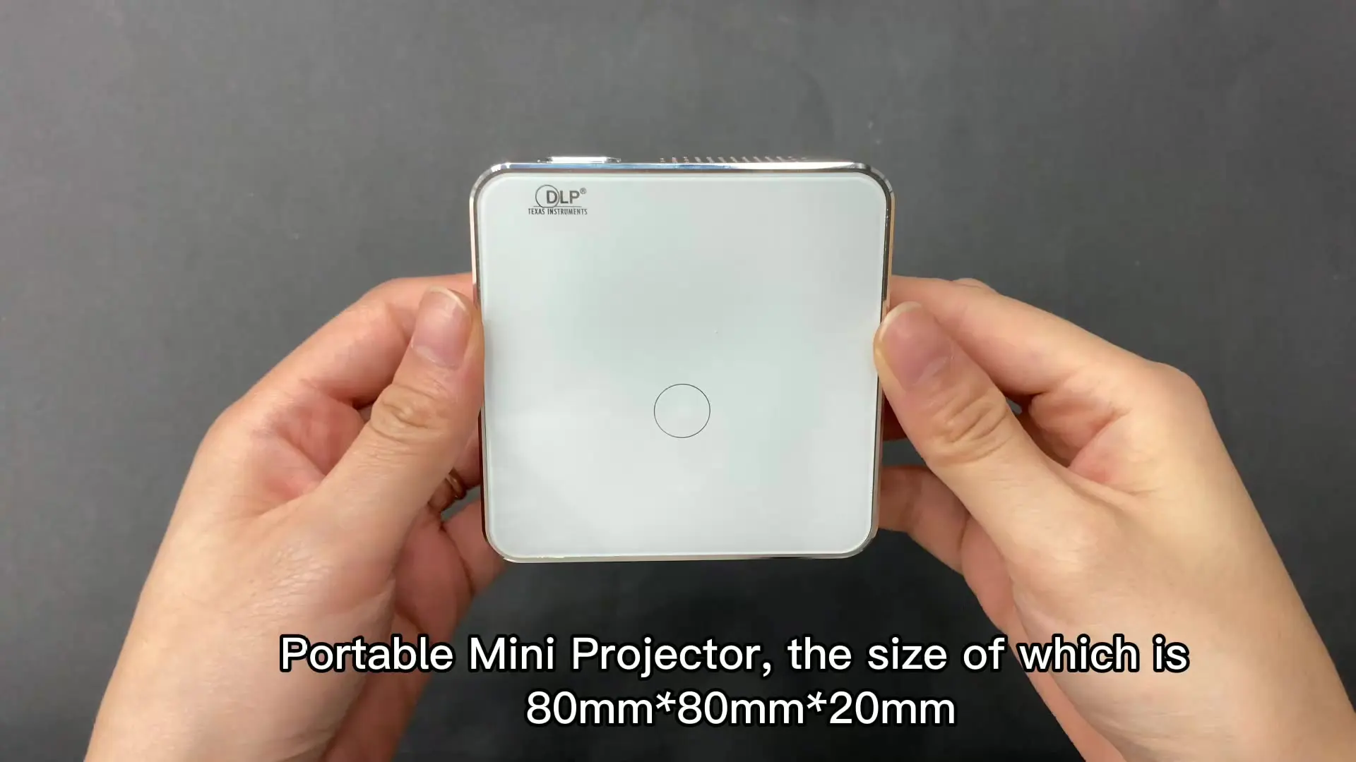DLP 3D สมาร์ทมินิโปรเจคเตอร์4K LED โฮมเธียเตอร์ RGB LED Android 1080P แบบพกพาโปรเจคเตอร์