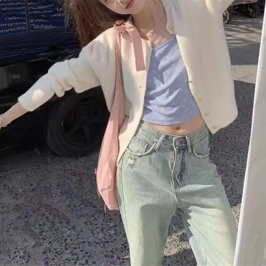

Women's Retro Long-Sleeved Knitted Cardigan Simple round Neck Small Gold Button Basic Jacket Style Loose Fit