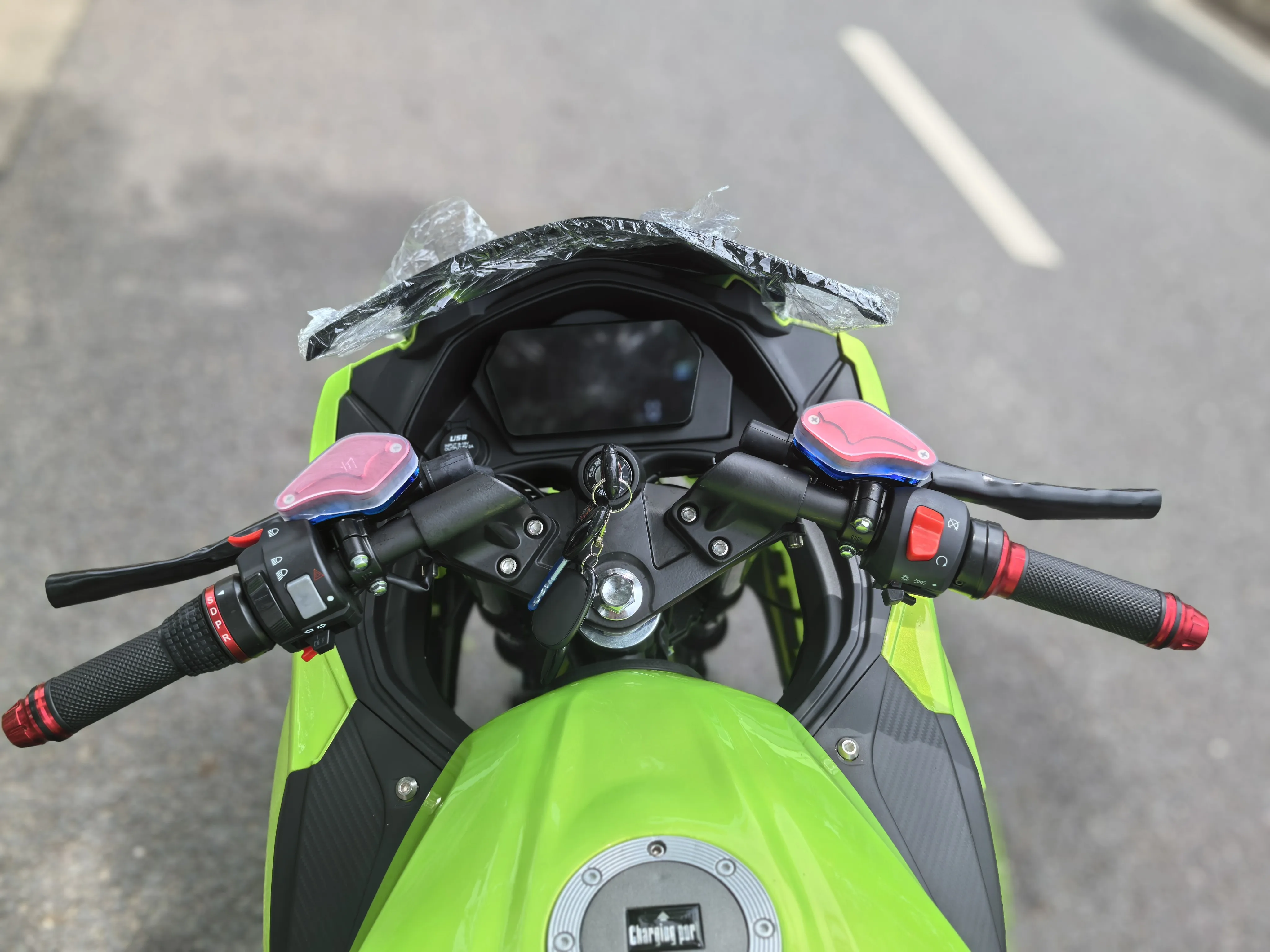 Calico High-performance 3000W Brushless Racing Electric 72V Lithium Battery with A Maximum Speed of 100km/h