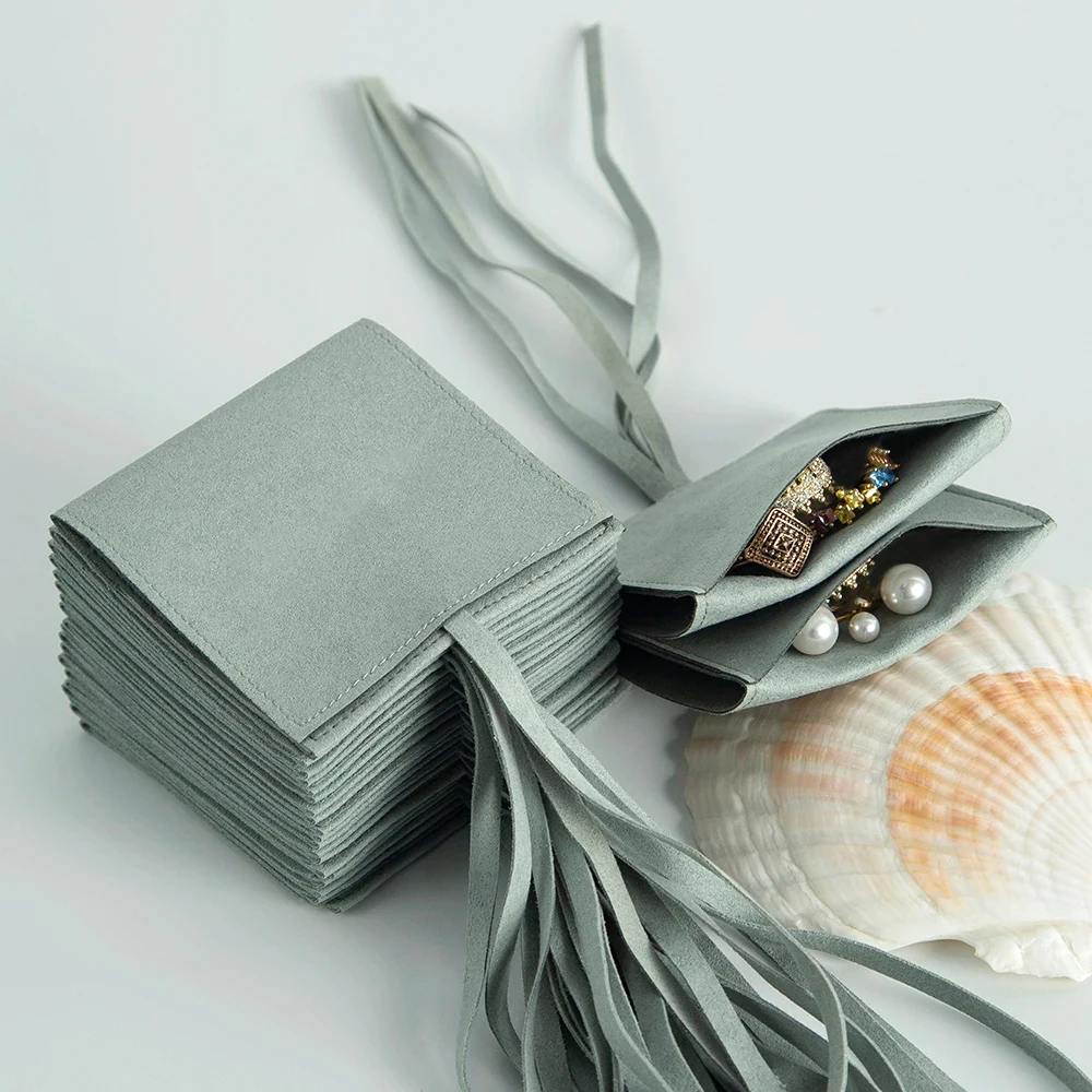 حقيبة تعبئة خضراء من المايكروفايبر ، أكياس هدايا مخملية من جلد الغزال ، عبوات هدايا للنساء ، مكياج وكيس مستحضرات تجميل ، 50: