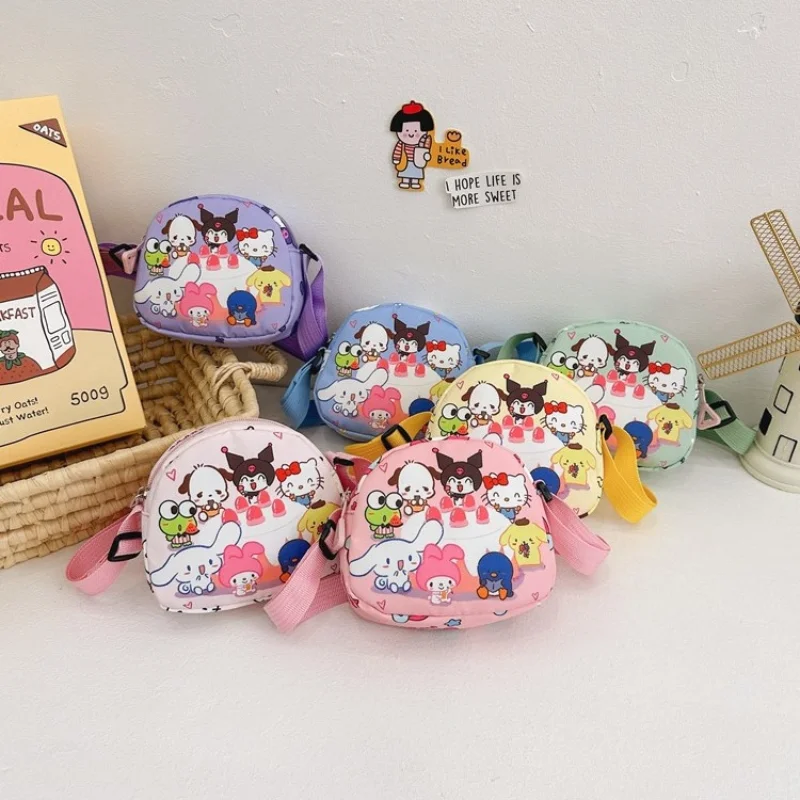 محافظ سانريو للبنات كارتونية من البولي يوريثان مقاومة للماء حقيبة كتف كروس كورومي مربعة للسفر حقيبة تخزين حقائب رسائل هالو كيتي #3