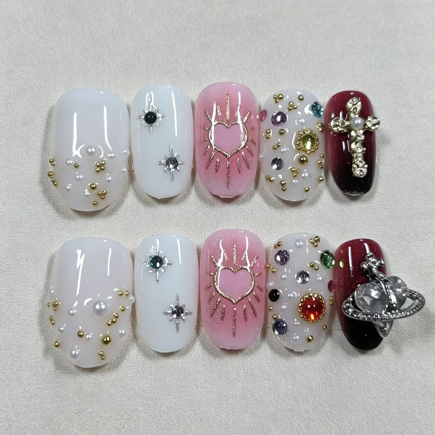 10 Hand Pressed Oval Nails, Beautiful Fake Nails, Western Fantasy Star Cross, Suitable for Women to Use