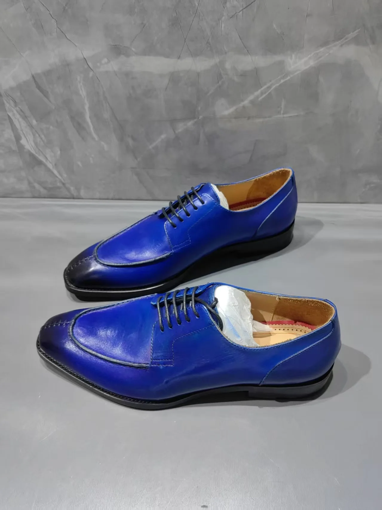 

Black Varnished Distressed Canvas Shoes Cross-Strap Lace-Up Unisex Split-Toe Sneakers Pig's Trotter Low-Top Flats Chaussure