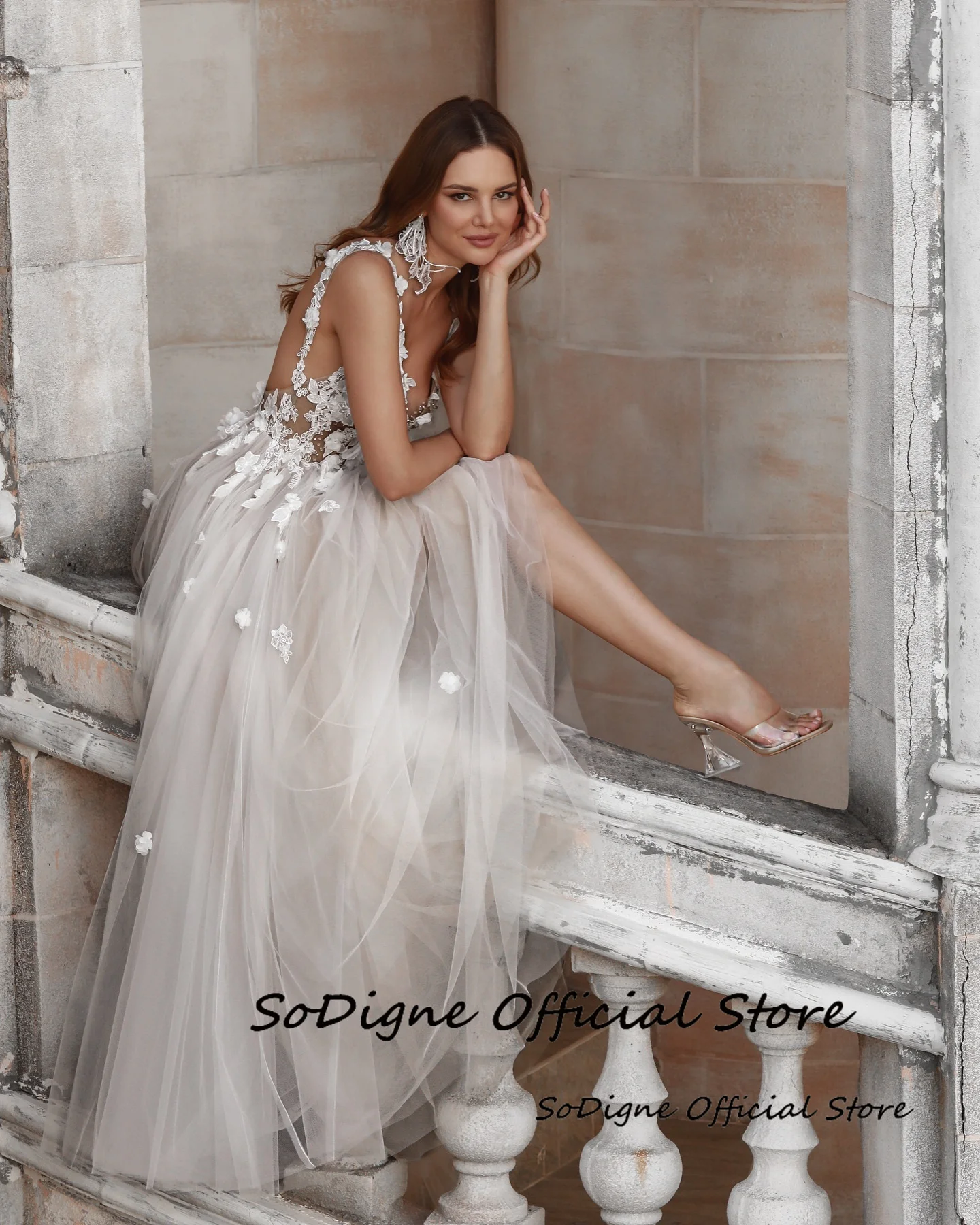 SoDigne A-Line Tulle Wedding Dress Sleeveless V-neck Lace Appliques Women Backless Boho Split Long Bridal Gown Customized
