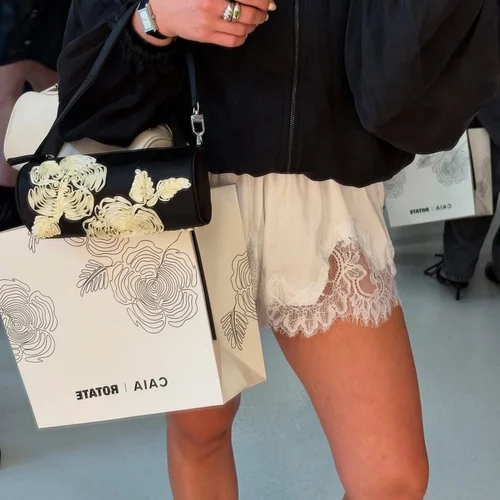 Imagen 2 del producto Boxers de seda satinada para mujer, pantalones cortos Y2k con ribete de encaje, Micro Mini pantalones cortos de pijama, bragas de tiro bajo, ropa de calle