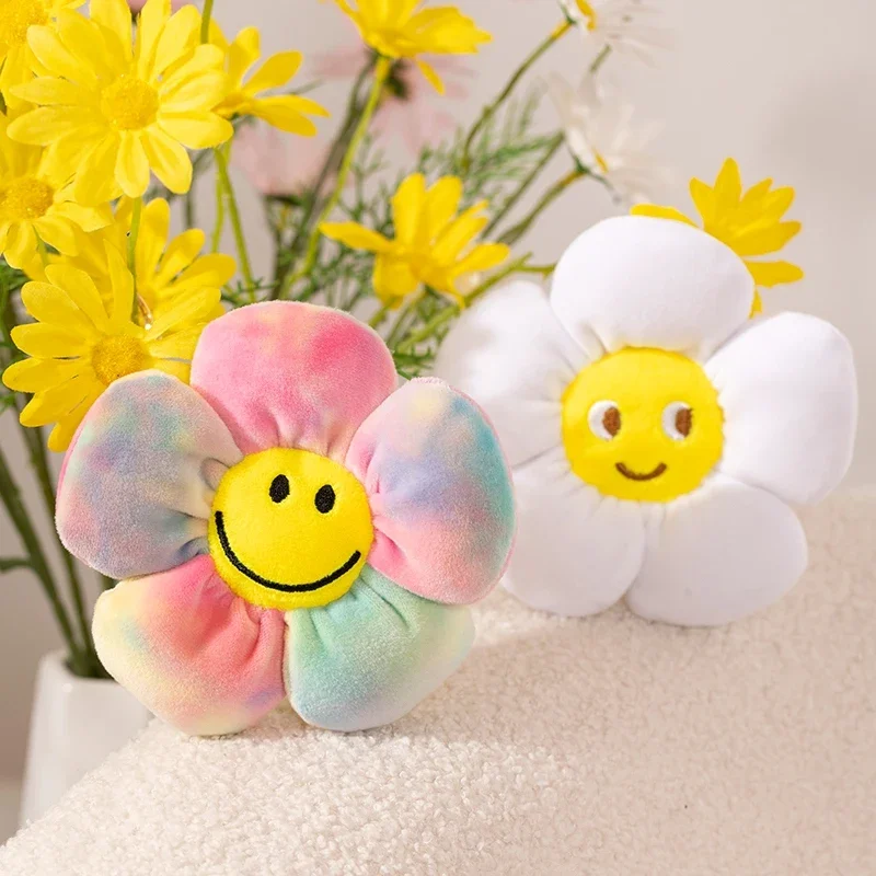 Cartoon Smiling Face Flower Keychain Pendant Cute Plush Bag Key Ring Pendant Creative Bag Decoration Accessories Couple Gifts