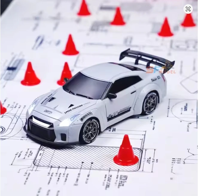 RC Drift Car 1/24 4WD Mini RC Drift Racing Model 2.4G Radio Full Scale with Light Professional Remote Control Car two batteries