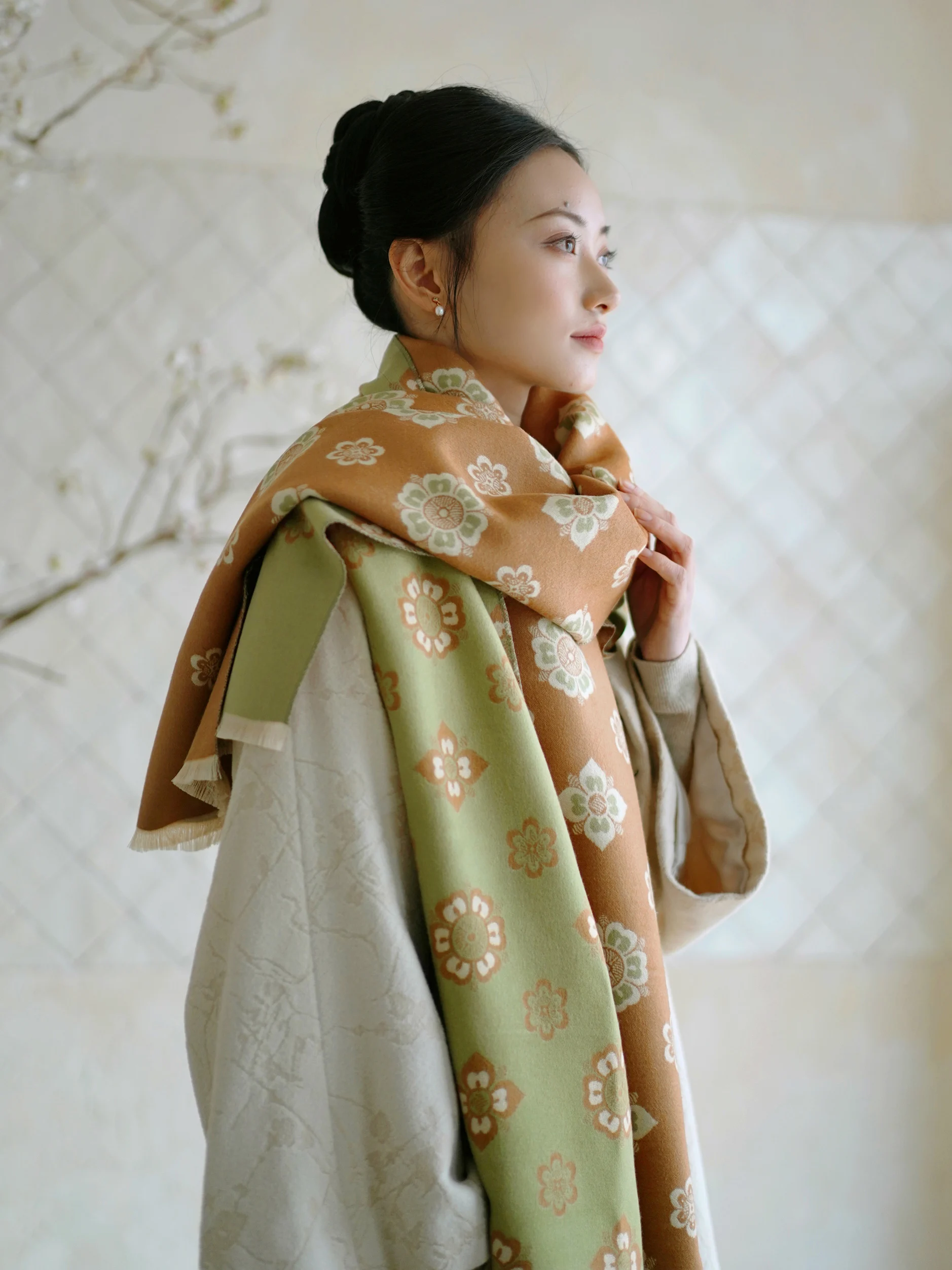 Double-Sided Cornus… - image