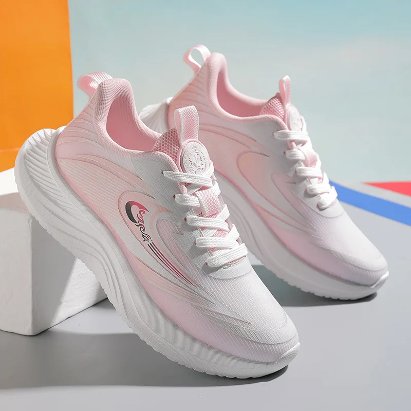 

2025 новая летняя дышащая и удобная спортивная обувь для мужчин и женщин, кроссовки, модная повседневная спортивная обувь для пар
