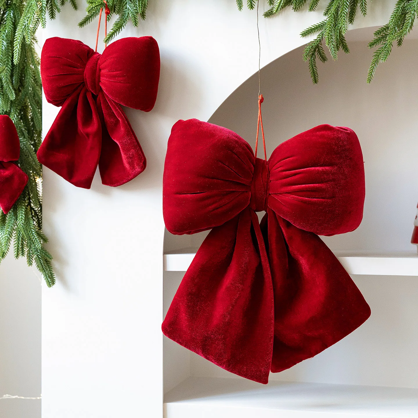 

2025 Red Velvet Christmas Bows for Decorations, Multi-Size Fabric Bows for Tree, Gift Wrapping, Xmas Party Decor
