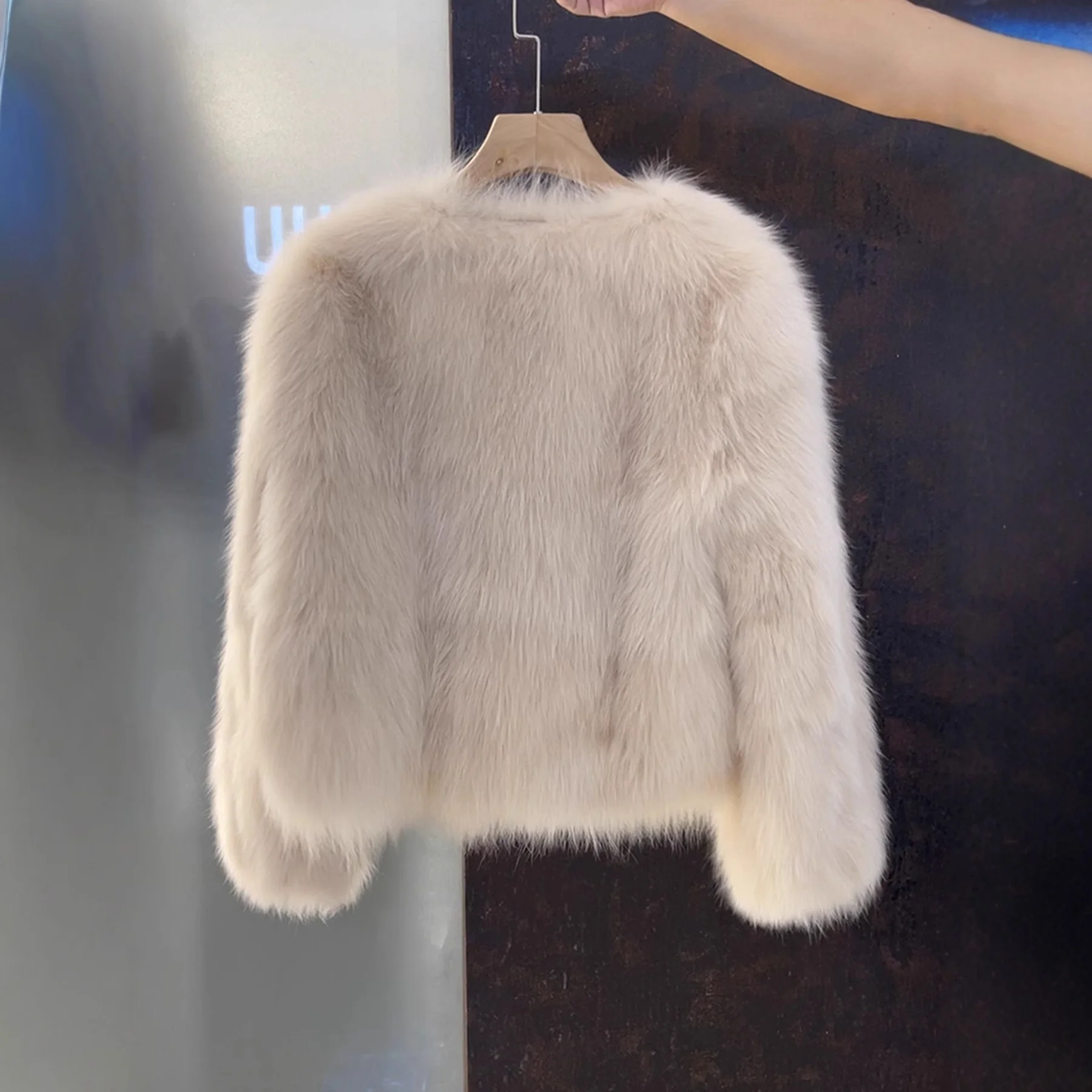 Women's  Fur Coat Fake V-Ne Button up Outerwear Briti Sle Thiened Loose Fit Winter Coat from China