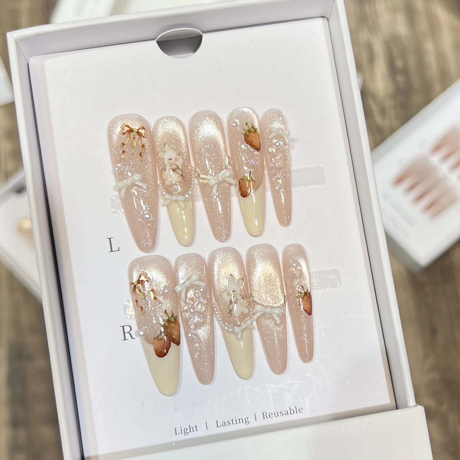 اضغط على الأظافر 10 قطعة مانيكير فرنسي خيالي أرجواني مع قزحي الألوان احباط بريق عين القط لتقوم بها بنفسك الأظافر وهمية للنساء حفل زفاف