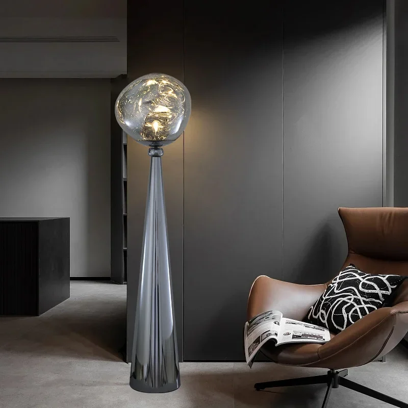 Designer Lava Floor Lamp Light Luxury Post-Modern Atmosphere Bedside Lamp