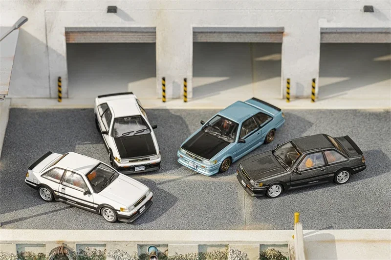 

DCT 1:64 AE86 Die-Cast Car Model Collection Miniature