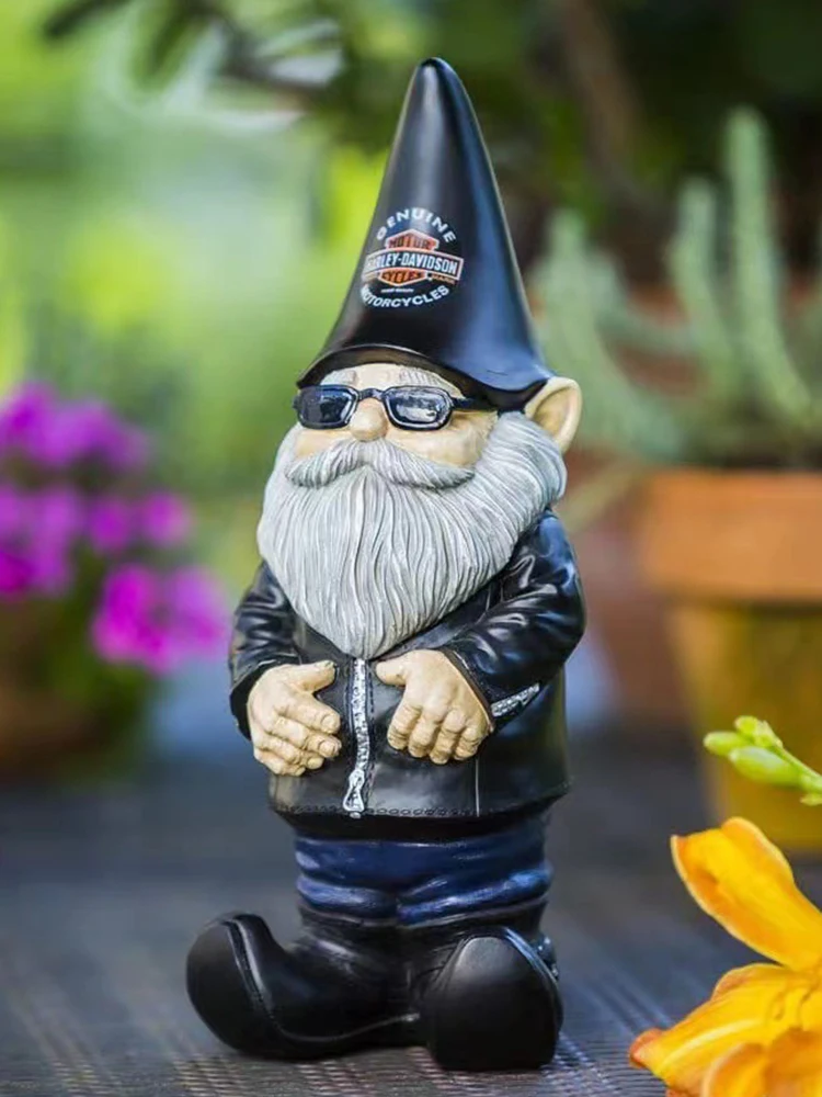 Locomotive Dwarf Decoration Men Women Motorcycle Driver Outdoor Garden Courtyard Gnomes Dwarf Resin Ornaments Home Decoration