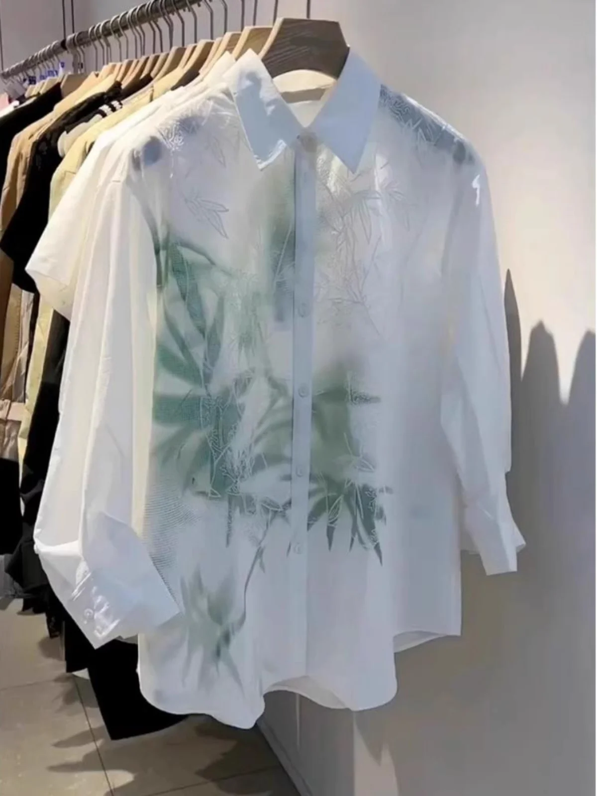 

Новинка 2024, китайский Sle, тяжелая вышивка, бамбук Le, холодный тон, женский свободный крой, длинный воротник све, средней длины, полиэтиленовый...