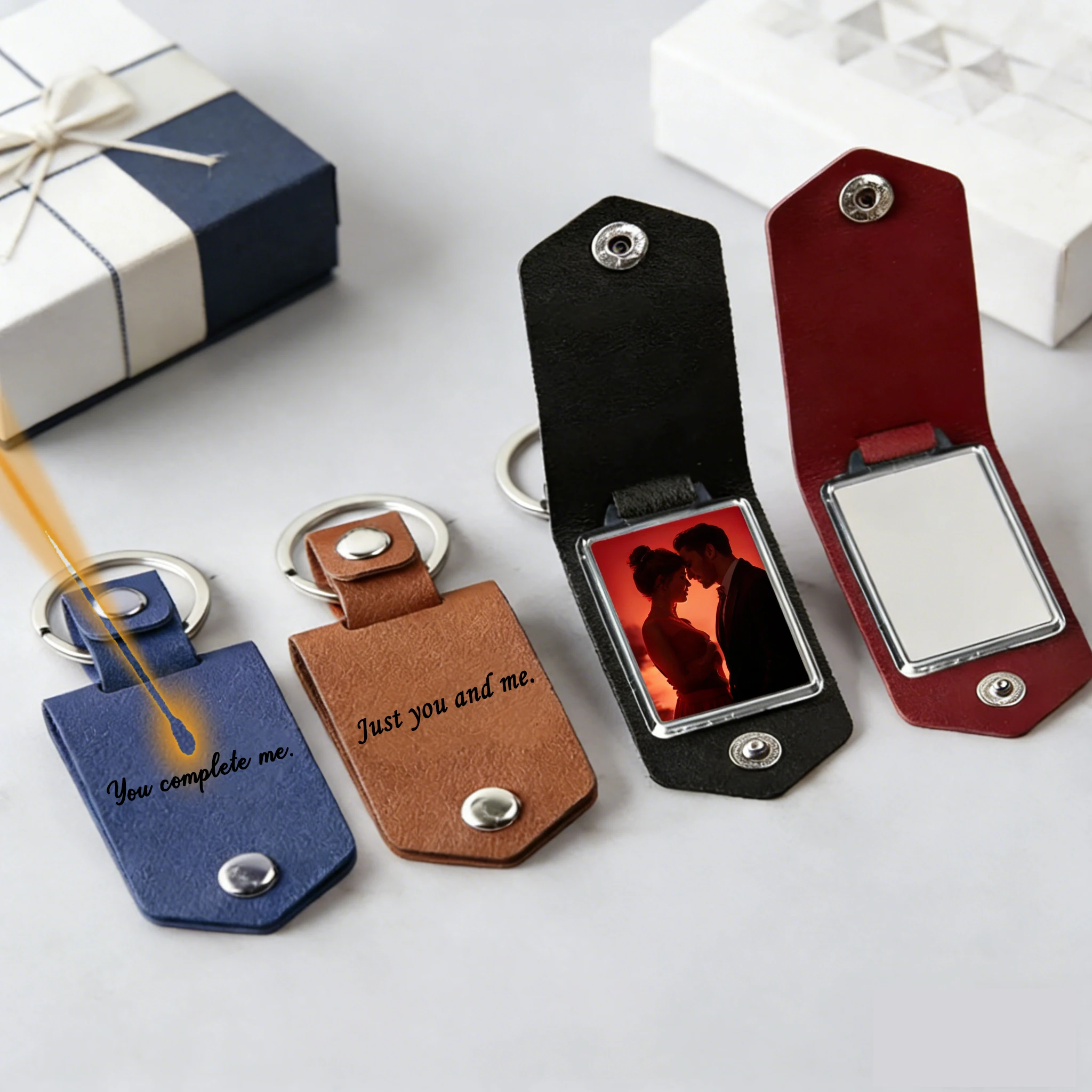 Personalized Leather Photo Frame Keychain with Custom Photo & Text Insert, Perfect PU Leather Keepsake Gifts for Family Friends