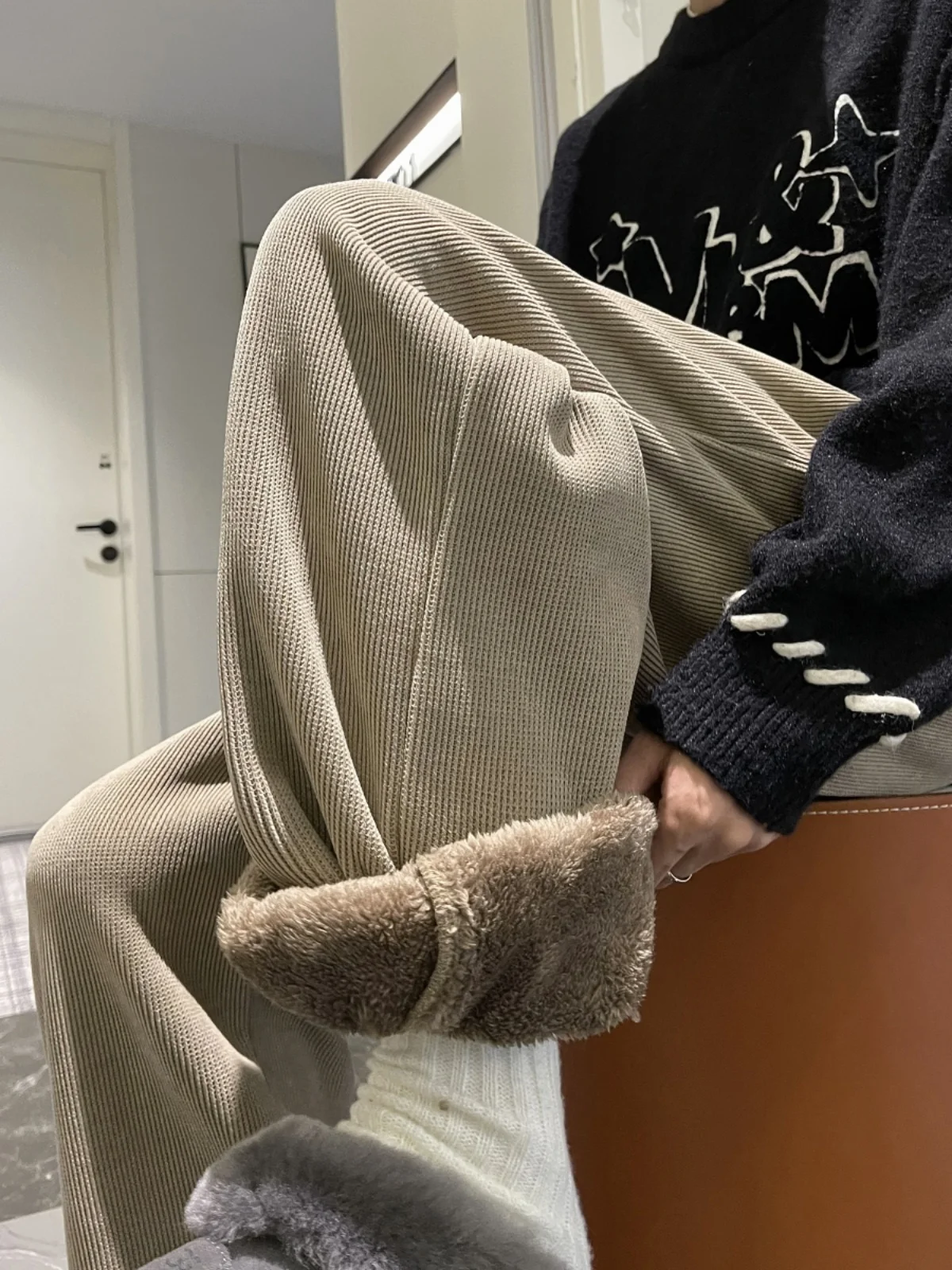 

Мужские повседневные брюки из вельвета на флисовой подкладке для осени и зимы, свободного кроя, прямые, молодежные, стильные, удобные, теплые, модные